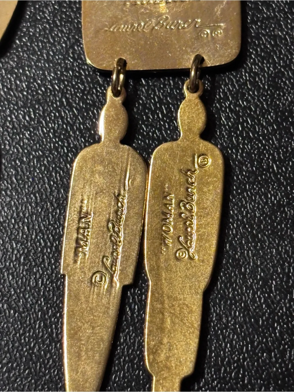 Laurel Burch Black and Red Tribal Figure Drop Earrings Friends Woman Man Tribal - Picture 7 of 11
